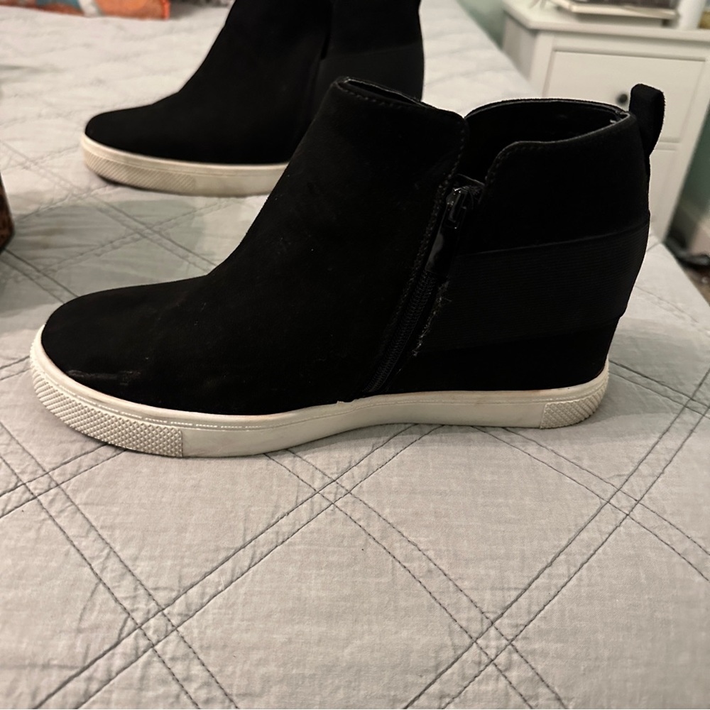 Torrid Black suede wedge sneakers, size 11.5 WW
